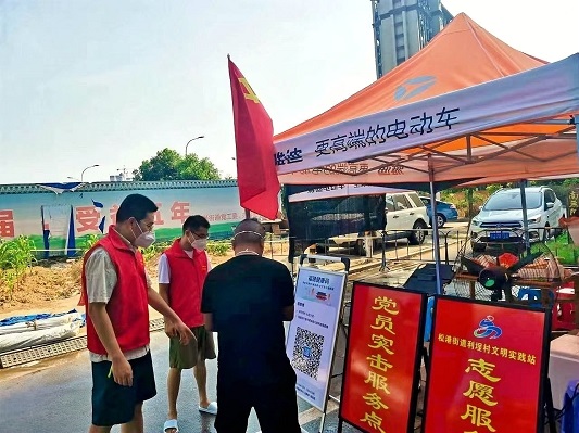 “我这一天说的话都赶上一个月的量了” “我这一天说的话都赶上一个月的量了”